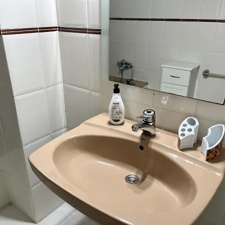 Primera Linea Con Piscina En Appartamento *
