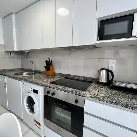 Primera Linea Con Piscina En Calpe
